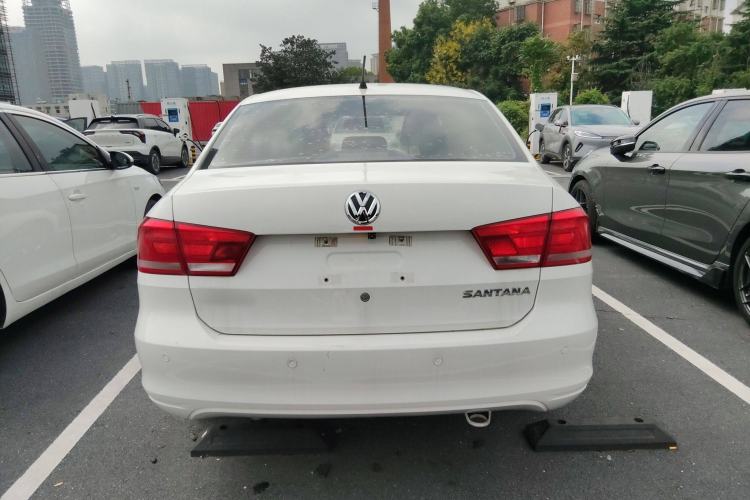 Used Volkswagen Santana 2015 1.4L Manual Fashion Edition
