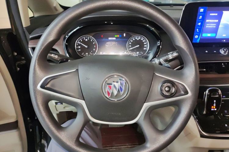 Used Buick GL8 2021 Land Cruiser Executive Class 652T Comfort Model
