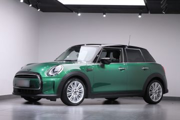 Used MINI MINI 2023 1.5T COOPER Artist Five-Door Edition