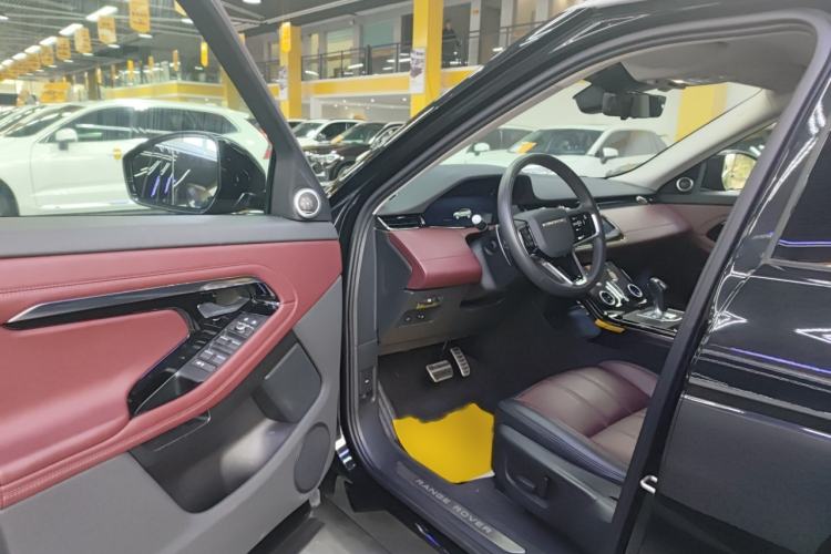 Used Land Rover Range Rover Evoque 2021 Range Rover Velar L 249PS R-Dynamic First Edition
