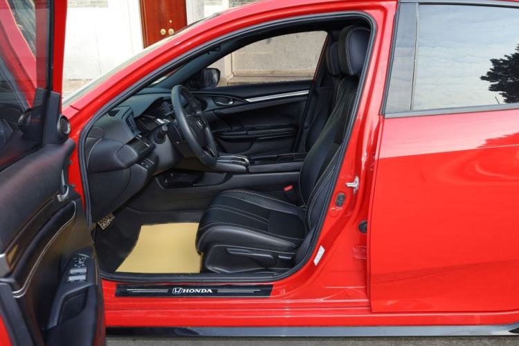 Used Honda Civic 2021 HATCHBACK 220TURBO CVT Trendy Cool Edition