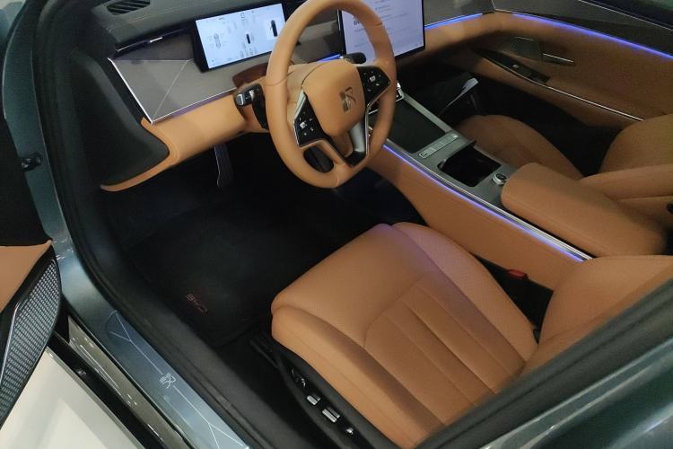 Used BYD Han L 2025 DM-p Four-Wheel-Drive LiDAR Flagship Model
