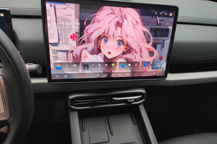 Used  Titanium 3 2025 501 km All-Wheel Drive Intelligent Driving Max Edition
