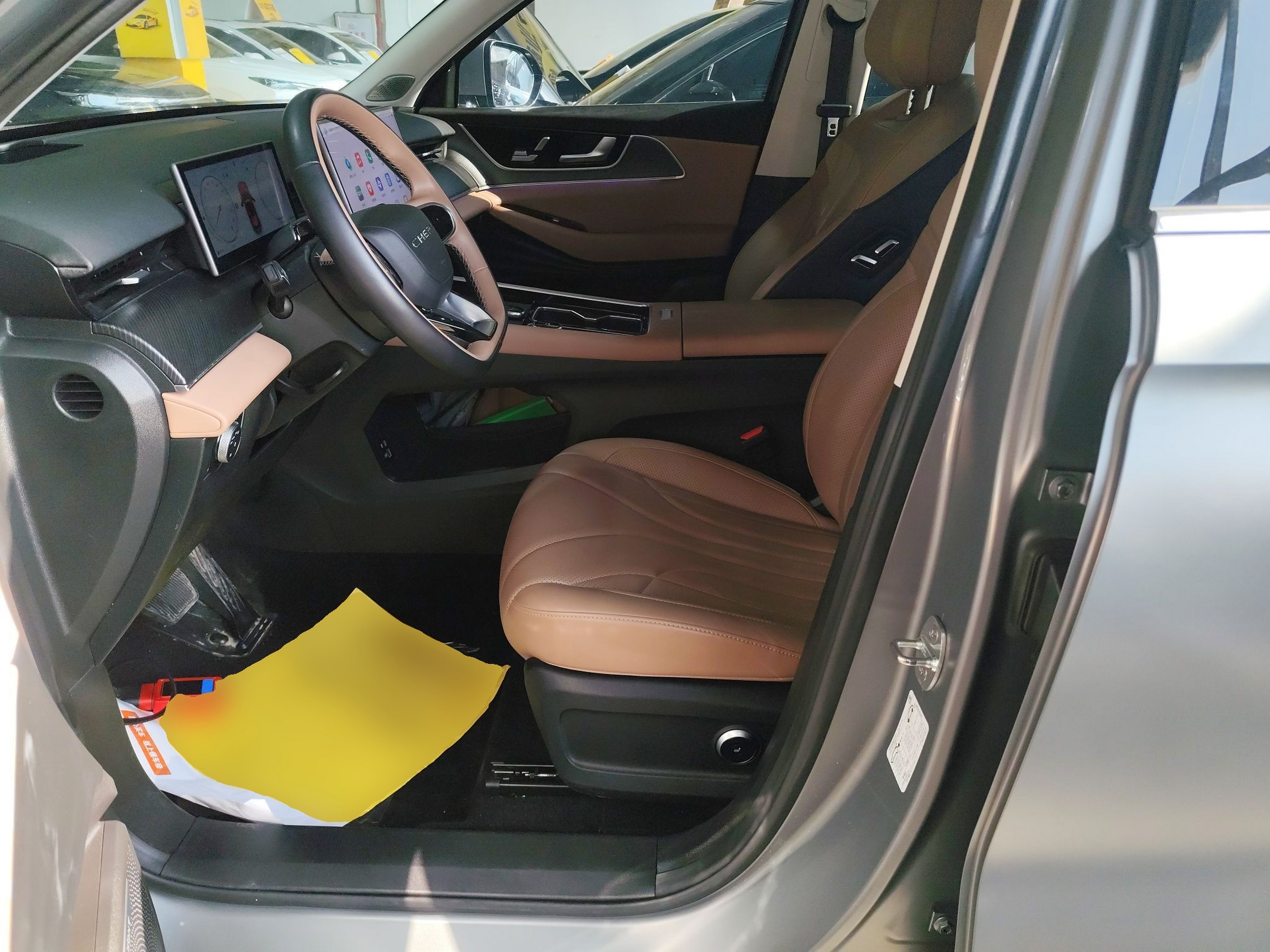 Переднее сиденье в автомобиле