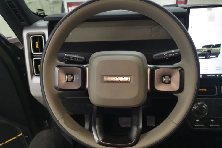 Used  V23 2025 501 Four-Wheel Drive Intelligent Driving Version
