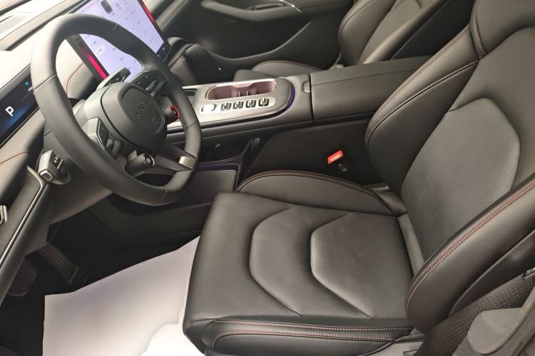 Used  SU7 2024 Rear-Drive Ultra-Long Range Advanced Pro-Level Intelligent Driving Version
