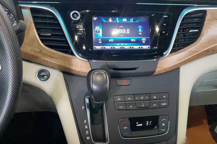 Used Buick GL8 2018 ES 28T Comfort Model China VI Standard
