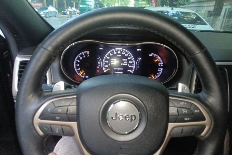 Used  Grand Cherokee 2014 3.6L Elite Navigation Edition
