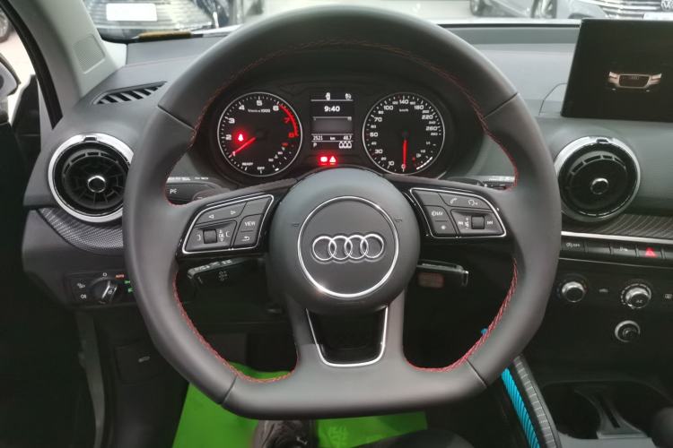 Used Audi Q2L 2023 35TFSI Progressive Dynamic Edition
