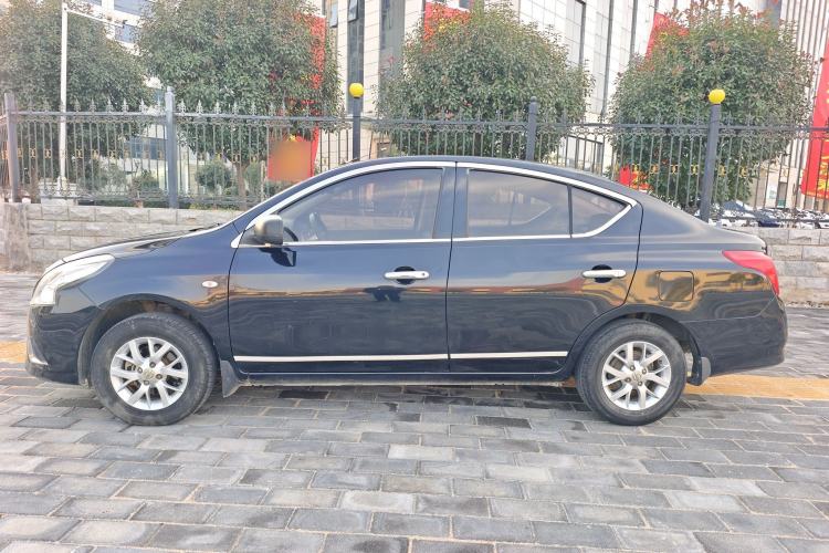 Used Nissan Sunny 2015 1.5XE Manual Comfort Edition
