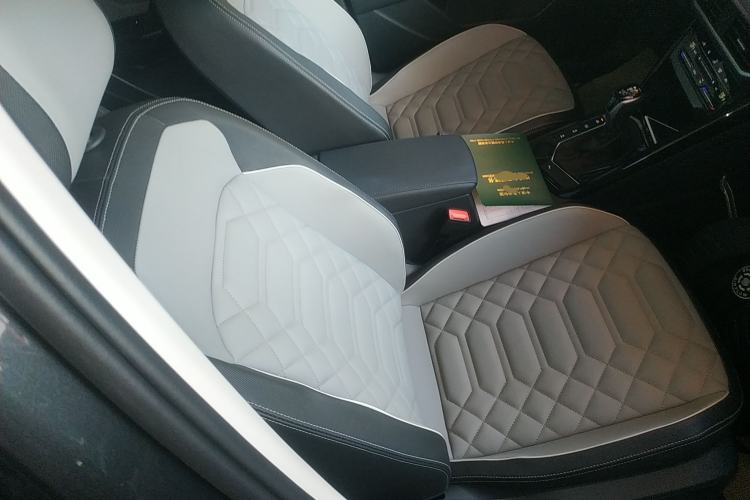 Used Volkswagen Tayron 2023 330TSI Two-Wheel-Drive Luxury Plus Advanced Version
