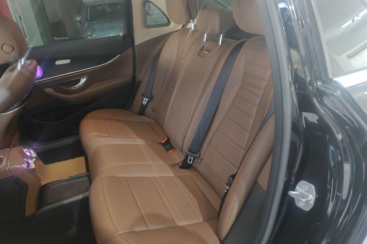 Used Mercedes-Benz E-Class 2019 E 300 L Sporty and Stylish Model