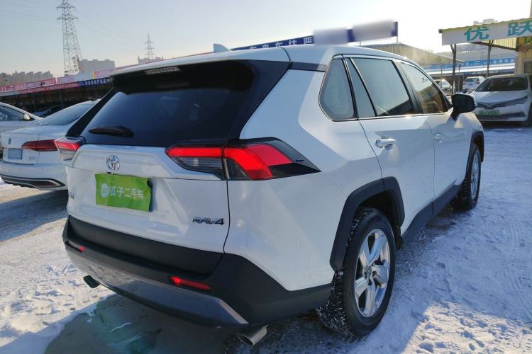 Used Toyota RAV4 2020 2.0L CVT Two-Wheel Drive Fashion PLUS Edition
