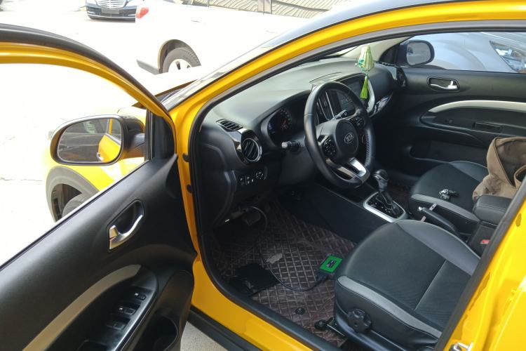 Used Kia kx1 Stonic 2021 1.4L Automatic Fun & Sport Edition
