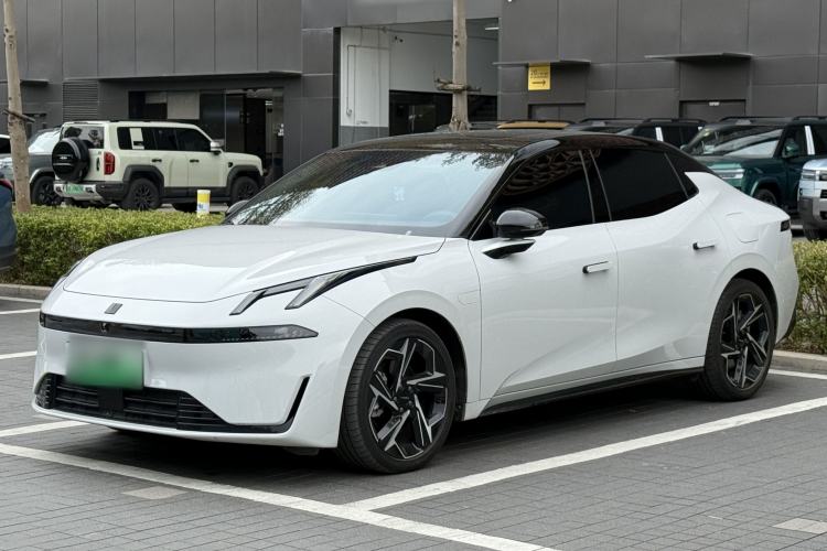 Used Lynk & Co 07 2024 EM-P 126 Long-Range Halo
