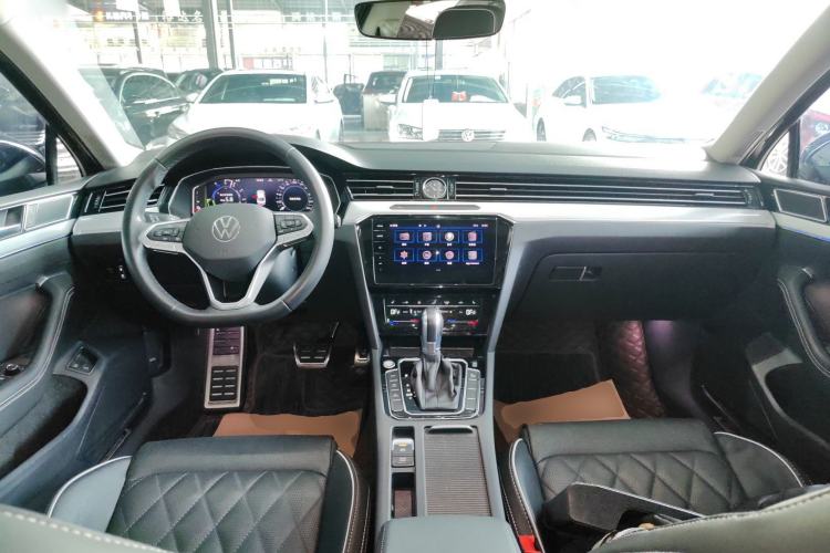 Used Volkswagen Magotan GTE Plug-in Hybrid 2022 GTE Luxury Model
