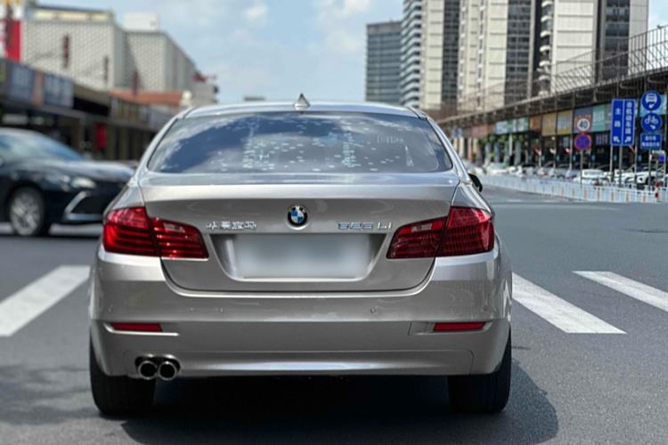 Used BMW 5 Series 2014 525Li Leading Model
