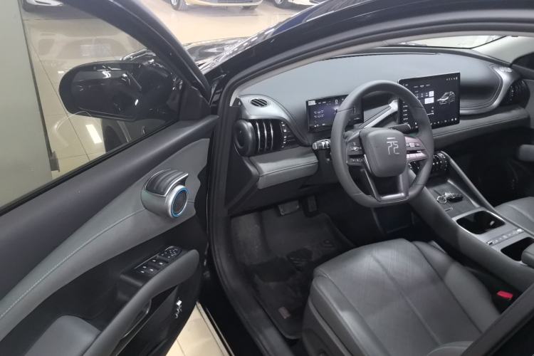 Used BYD Yuan PLUS 2025 Intelligent Driving Version 510 km Leading Edition
