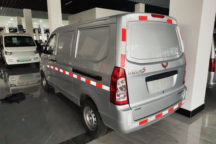 Used Wuling Rongguang S 2023 1.5L Basic Enclosed-Window Vehicle 2 Seats
