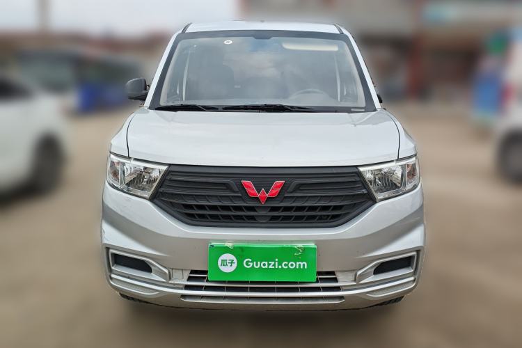 Used Wuling Hongguang V 2019 1.5L Base Version China VI LAR