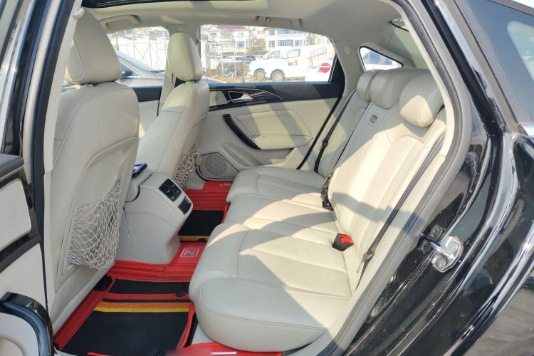 Used Zotye Z700 2016 1.8T DCT Elegant Version
