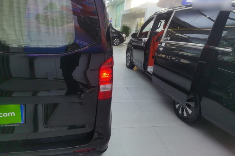 Used Mercedes-Benz Vito 2021 2.0T Business Version 7 Seats
