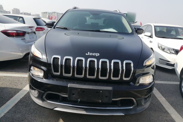 Used  Cherokee 2016 2.4L Professional Smart Version