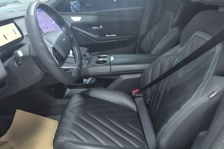 Used  SL03 2023 200Max Range-Extended Version
