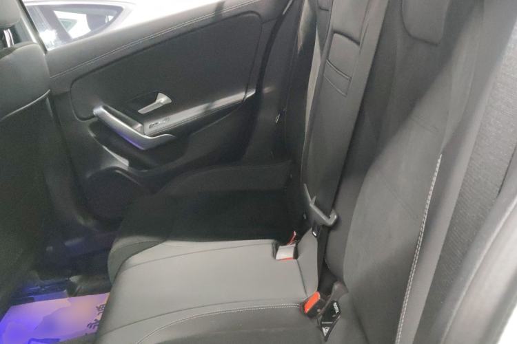 Used Mercedes-Benz A-Class 2022 Revised Version A 200 L Sport Sedan Fashionable Style