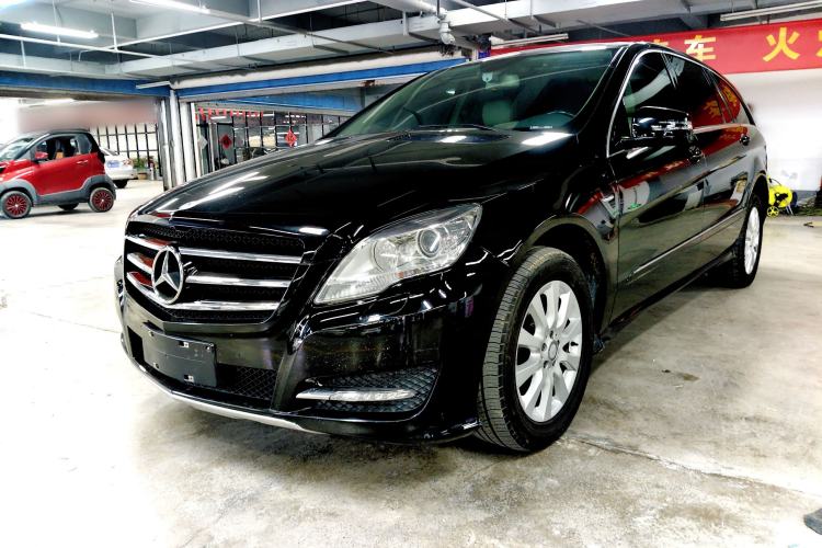 Used Mercedes-Benz R-Class 2017 R 320 4MATIC Business Edition Prestige Model
