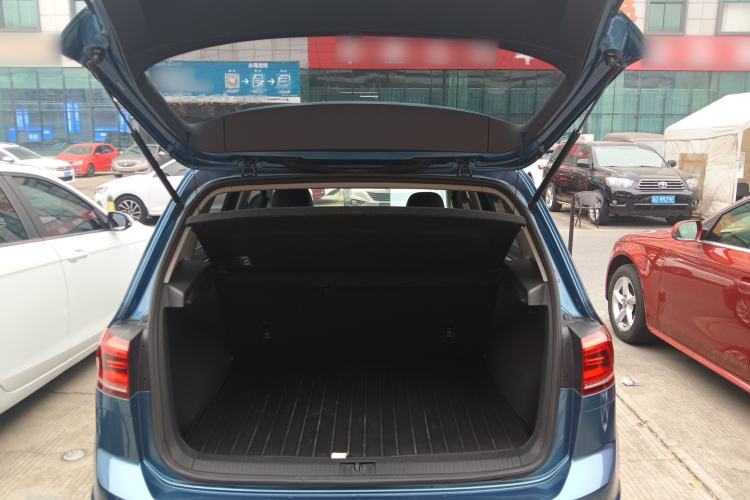 Used Volkswagen Golf Sportsvan 2018 230TSI Automatic Trend Edition