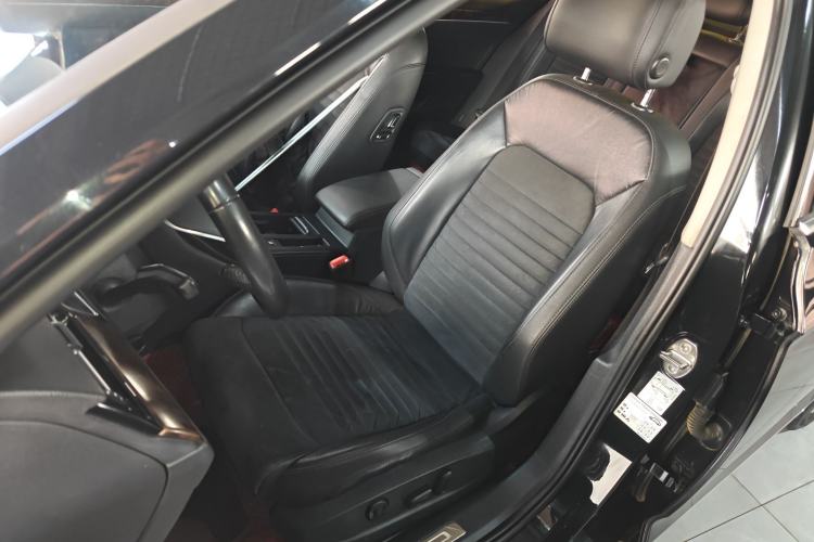 Used Volkswagen Magotan 2018 330TSI DSG Luxury Model