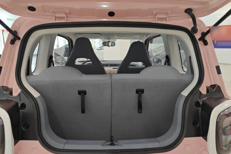 Used Bestune Pony 2025 222km Range Agile Horse