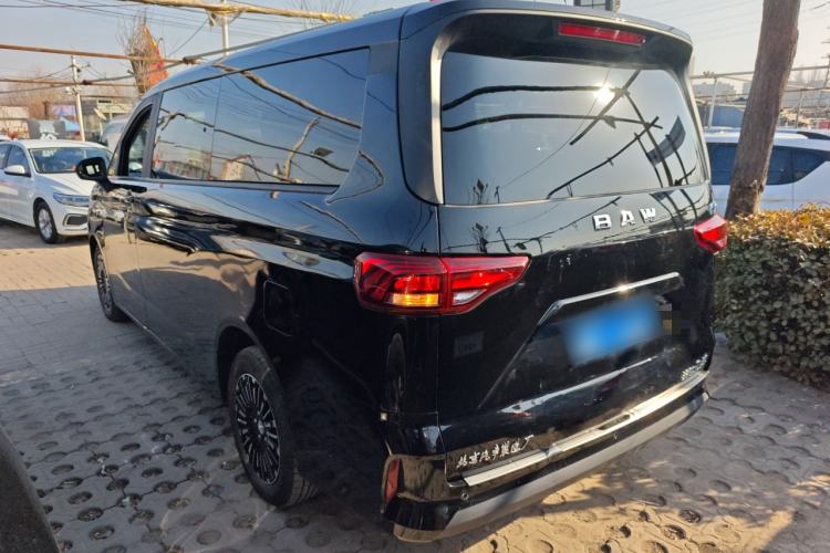 Used  Ruisheng Ace M7 2025 2.0L Automatic Long Wheelbase Luxury Version 7 Seats
