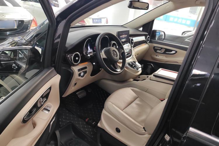 Used Mercedes-Benz V-Class 2018 V 260 L Prestige Extended Version China V
