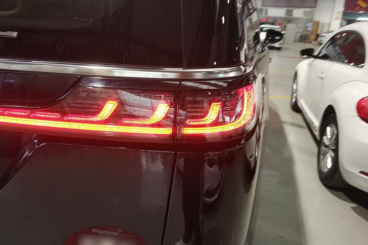 Used VOYAH Dream 2024 PHEV Extended-Range Premium Edition
