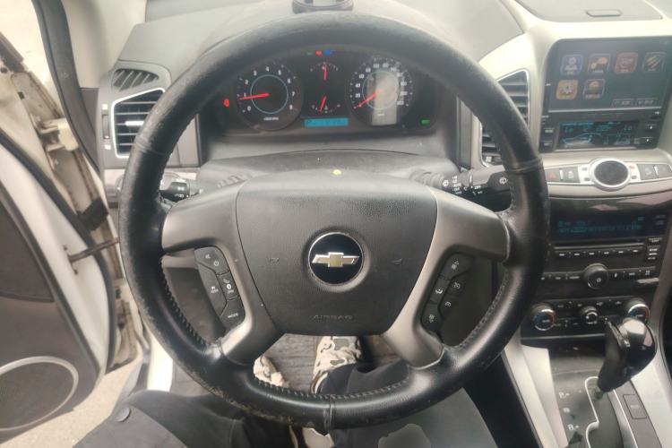 Used Chevrolet Captiva 2014 2.4L 4x4 Flagship Edition 7 Seats
