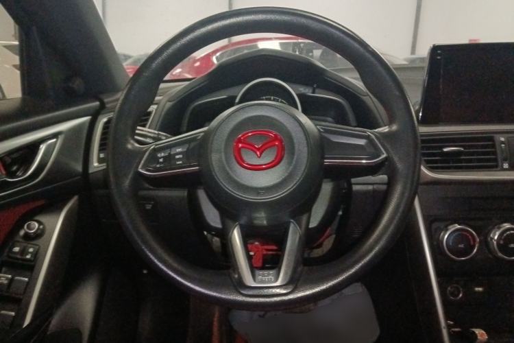 Used Mazda CX-4 2018 2.0L Automatic Two-Wheel Drive Blue Sky Dynamic Version China V Standard
