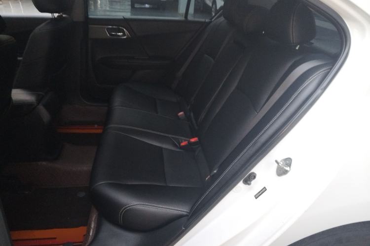 Used Honda Accord 2015 2.0L LX Comfort Edition
