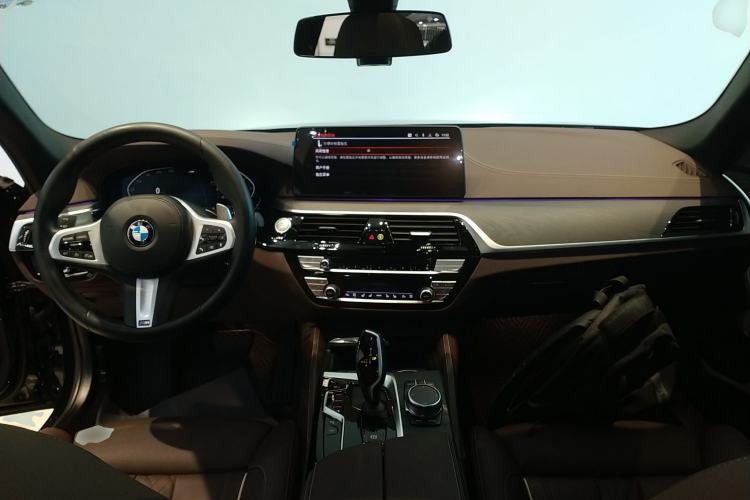 Used BMW 5 Series 2021 Restyled 530Li Luxury Edition M Sport Package
