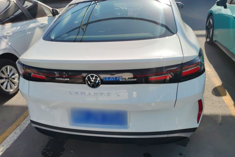 Used Volkswagen Lamando 

