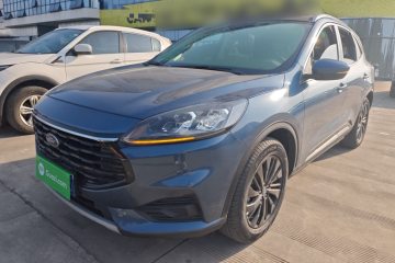 Used Ford Escape 2024 EcoBoost 245 Two-Wheel-Drive Titanium Edition