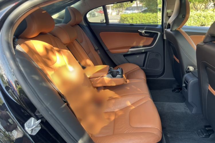 Used Volvo S60 2014 S60L T5 Intelligent Drive Edition
