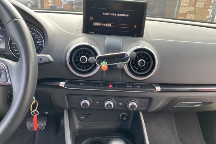 Used Audi A3 2017 Sportback 35 TFSI Fashion Model
