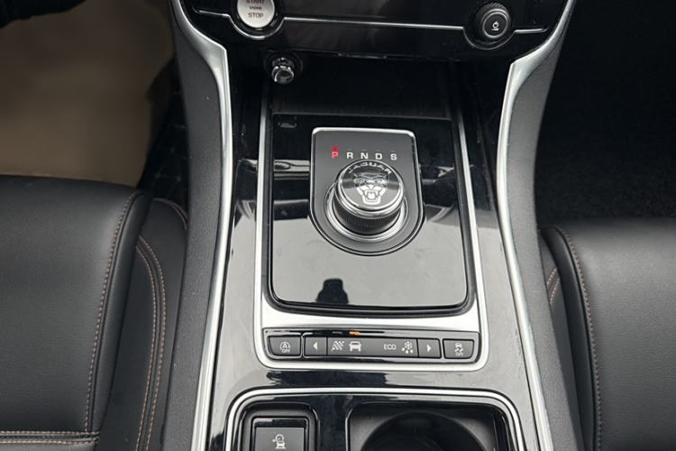 Used Jaguar XEL 2018 2.0T 200 PS Premium Edition
