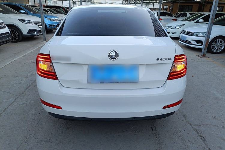 Used Skoda Octavia 2016 1.6L Automatic Chuanxing Edition
