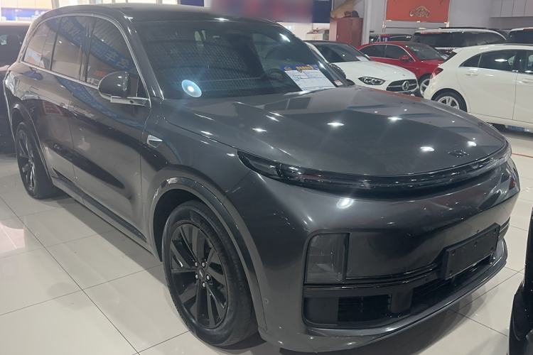 Used Li Auto L8 2023 Air model
