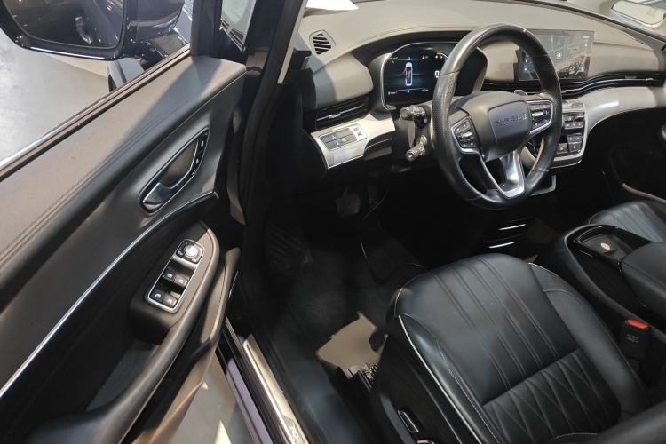 Used Roewe iMAX8 2022 400TGI Flagship Edition
