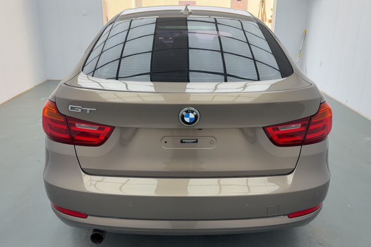 Used BMW 3 Series GT 2013 320i Leading Model
