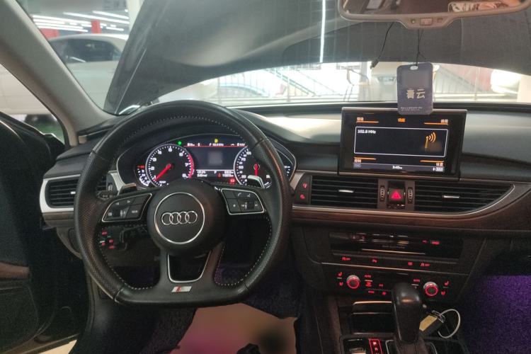 Used Audi A6L 2018 30th Anniversary Edition 45 TFSI quattro Luxury Model
